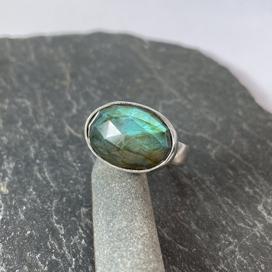 Silver and labradorite statement ring cocktail ring U.K. size O