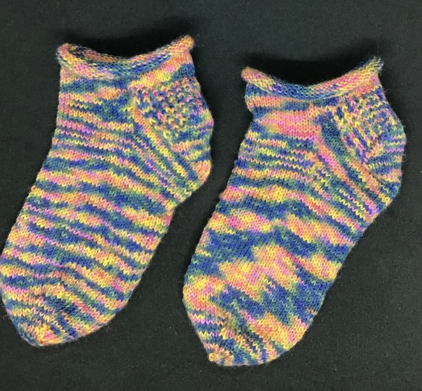Hand knit short no rib no show socks multicoloured 