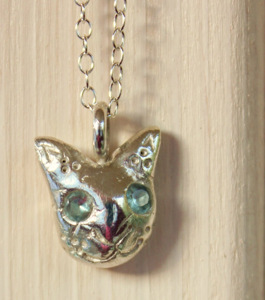 siver cat pendant