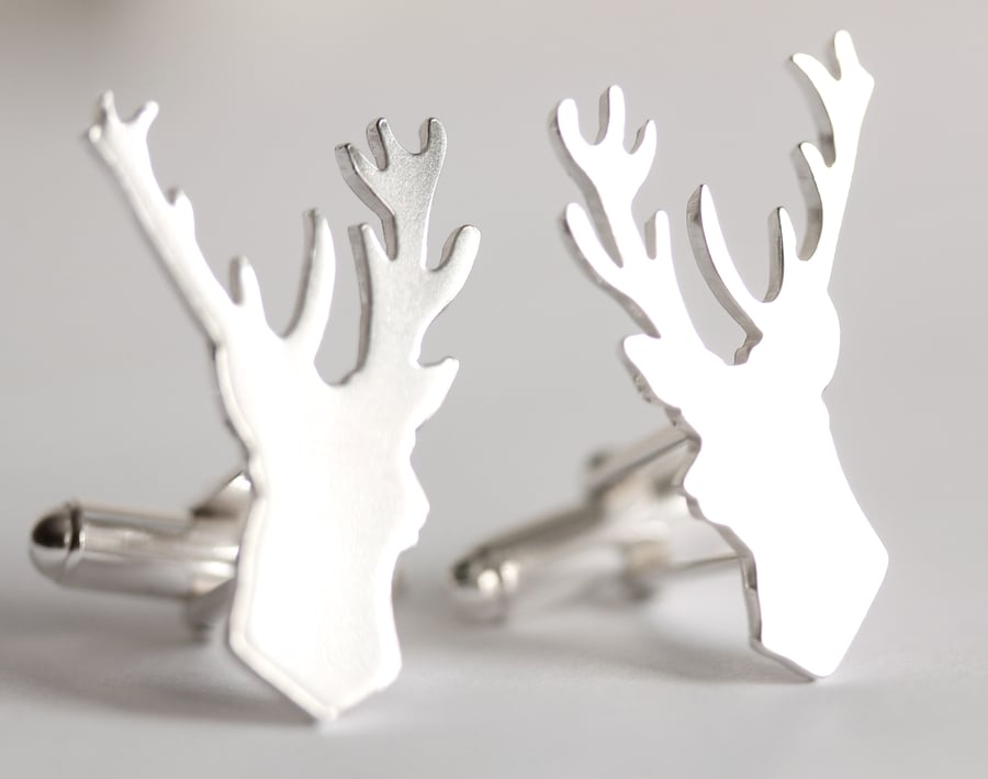 RESERVED ROR BECKY Single Silver Stag Cufflink