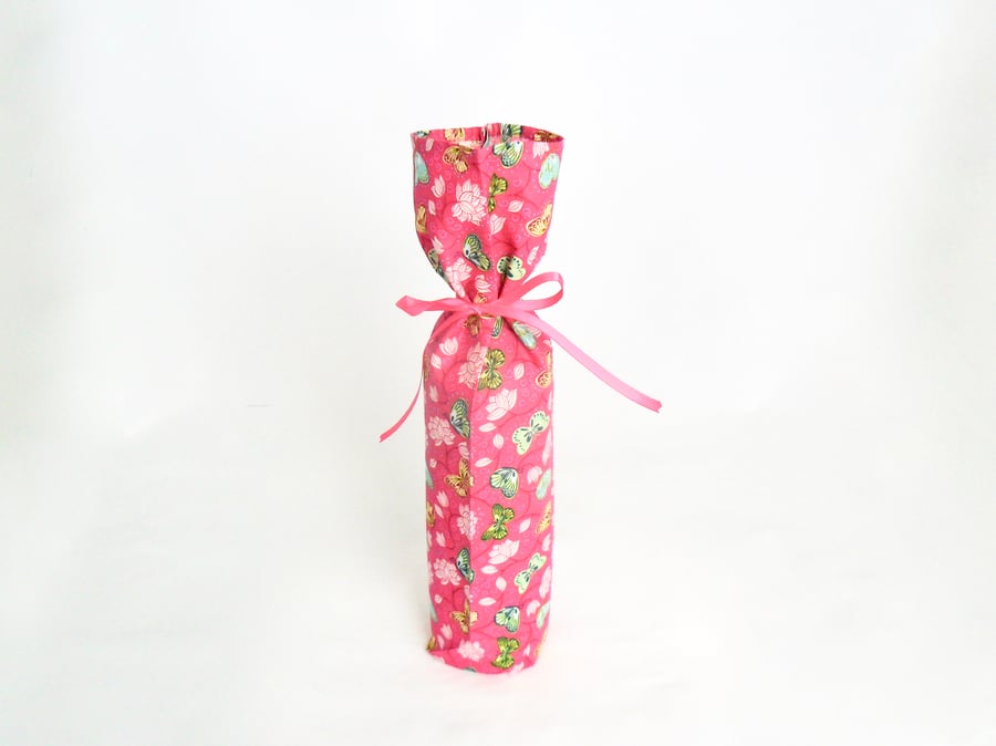 Pink fabric bottle bag
