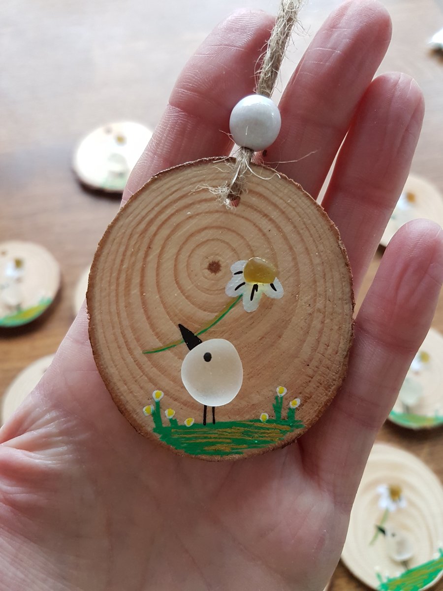 Sea Glass Hanging Decoration, Wood Slice, Bird, Daisy, Mother's Day, Friends