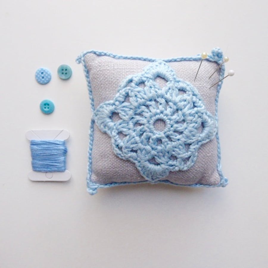 Pincushion, Crochet pincushion, lace doily pin tidy, 