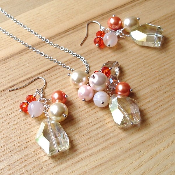 Peaches and Cream Bead Cluster Pendant and Earrings Set