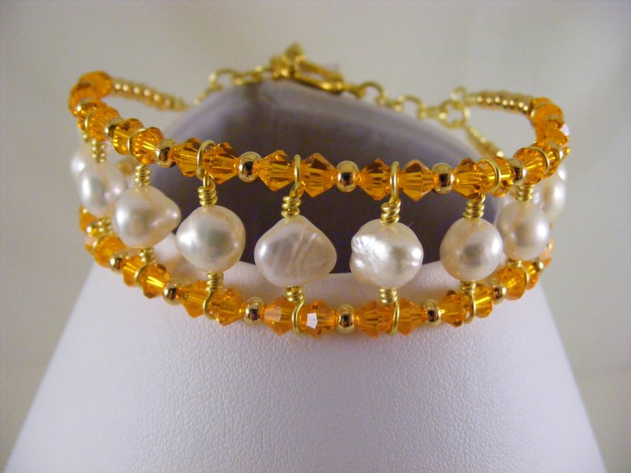 Crystal and Freshwater Pearl Bracelet.