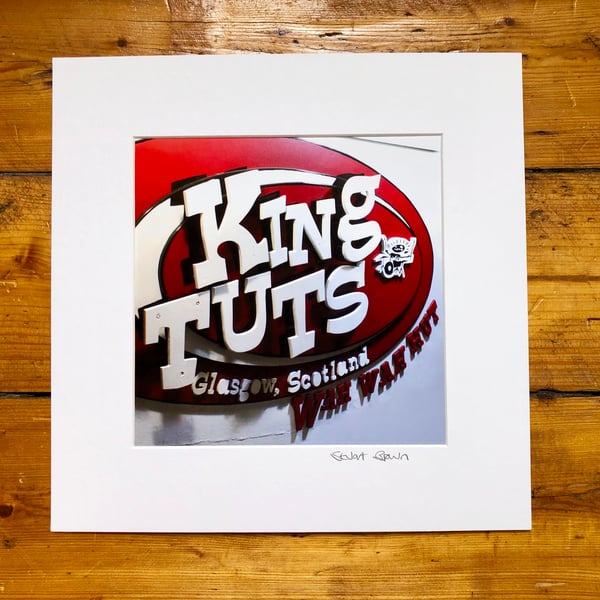 ‘King tuts’ Glasgow signed square mounted print 30 x 30cm FREE DELIVERY