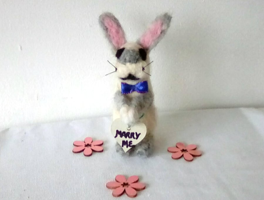 Felted Bunny, Felted Rabbit, Valentine Gift, Proposal Gift, minature sculpture