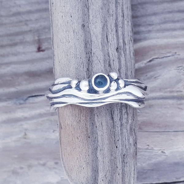 Tiny Wave with Blue Topaz size L-S