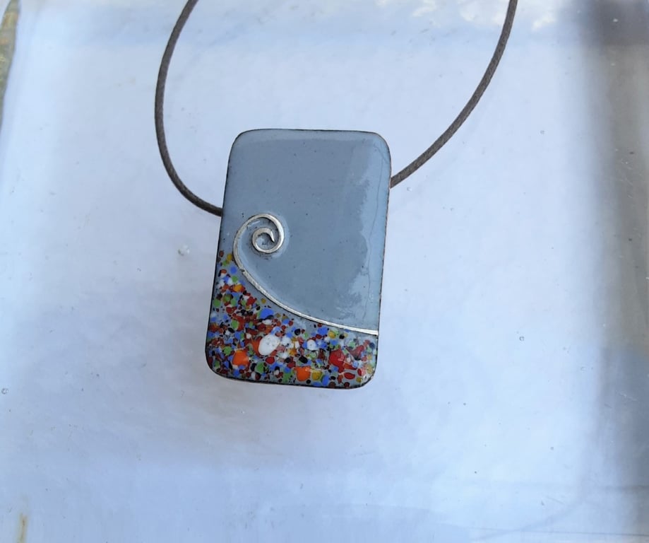 OBLONG, ENAMELLED COPPER PENDANT, DECO DESIGN WITH STERLING SILVER