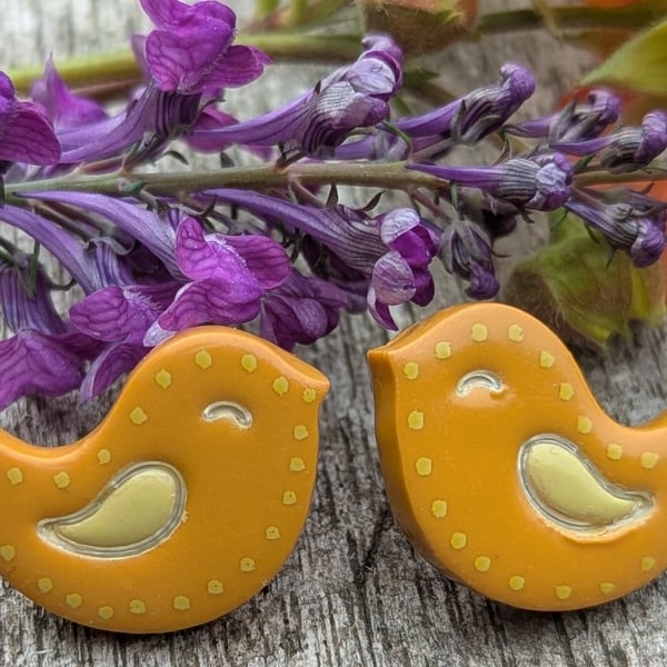 Yellow bird stud earrings 
