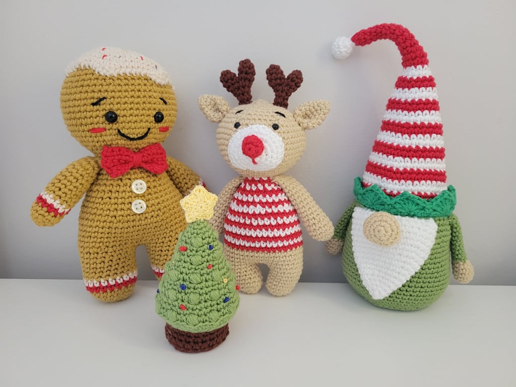 Crochet Christmas Family