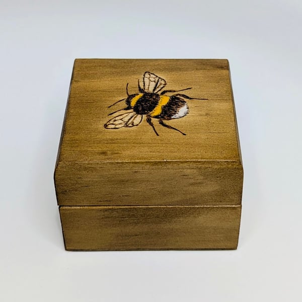 Small wooden box, pyrography bee, ring or trinket box for a bee lover