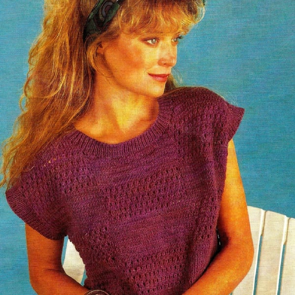 VINTAGE KNITTING PATTERN Ladies Sleeveless Sweater