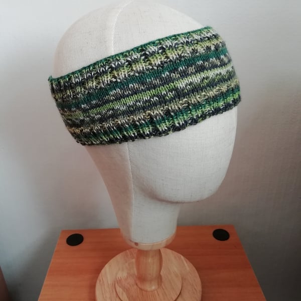 Hand knitted Headband.