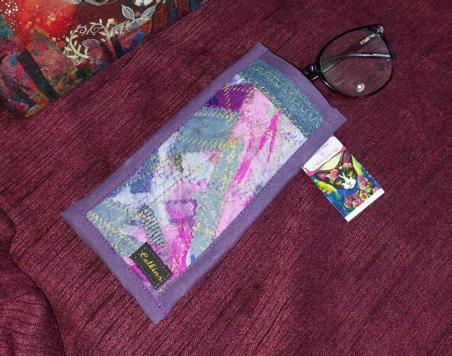 Artisan Handcrafted Purple & pink upcycled fabric bohemian hippie glasses case