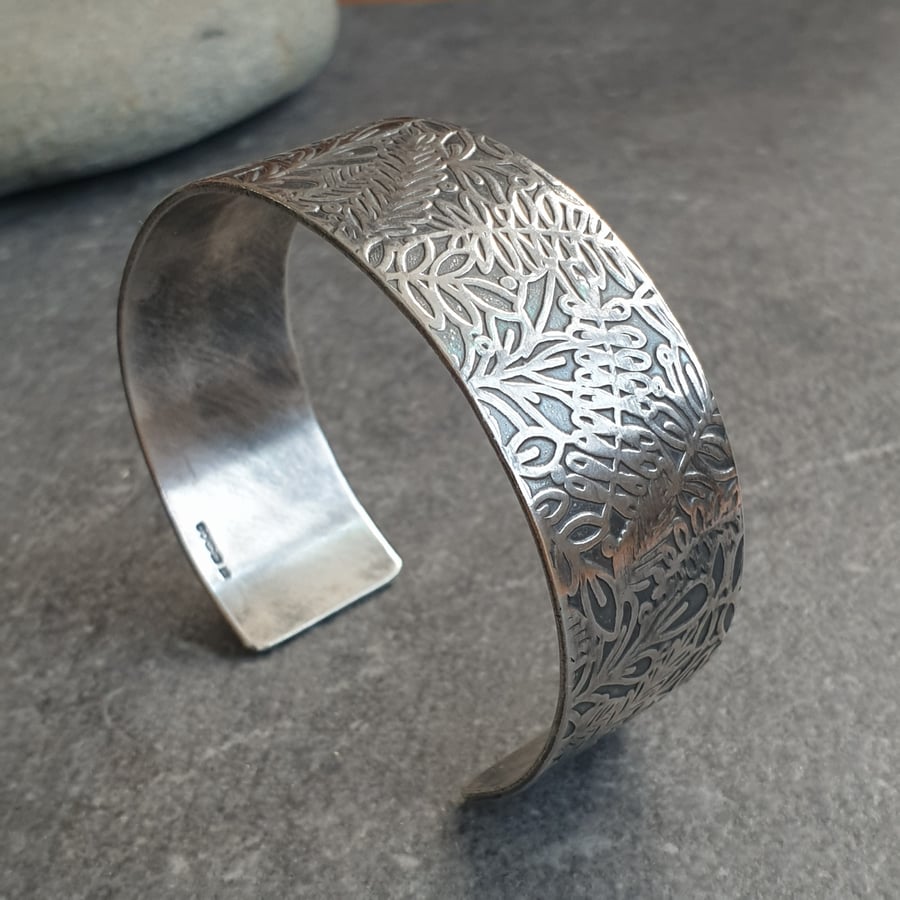 Wide silver cuff, Leaf pattern, Gift for nature lover