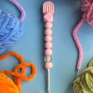 Beaded Crochet Hook - 4mm - Pastel Pink 