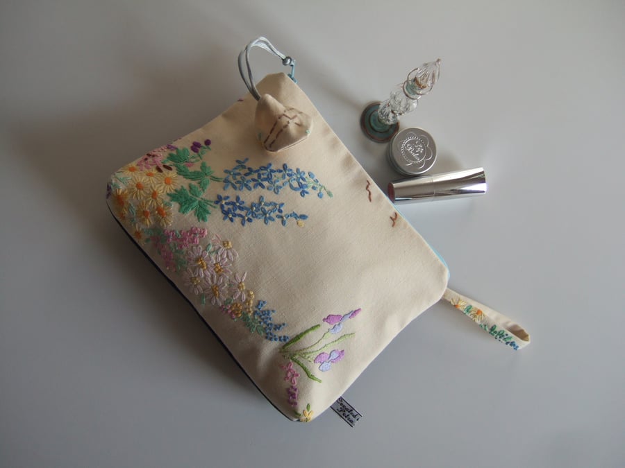 Vintage floral embroidery clutch, or special occasions bag. 