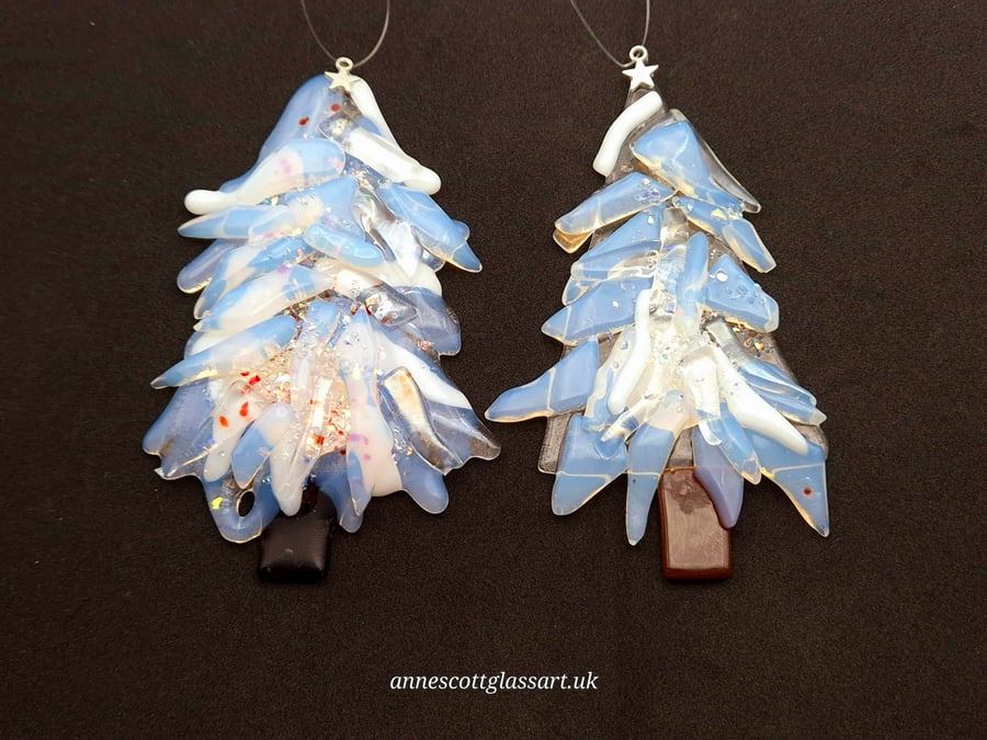 Handmade Fused Glass 3D Christmas Tree, decoration White, Opaline. Brown