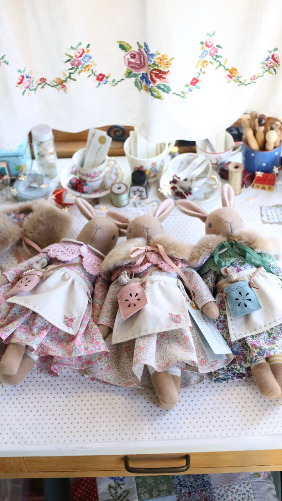 Heirloom Liberty Bunny - additional details 