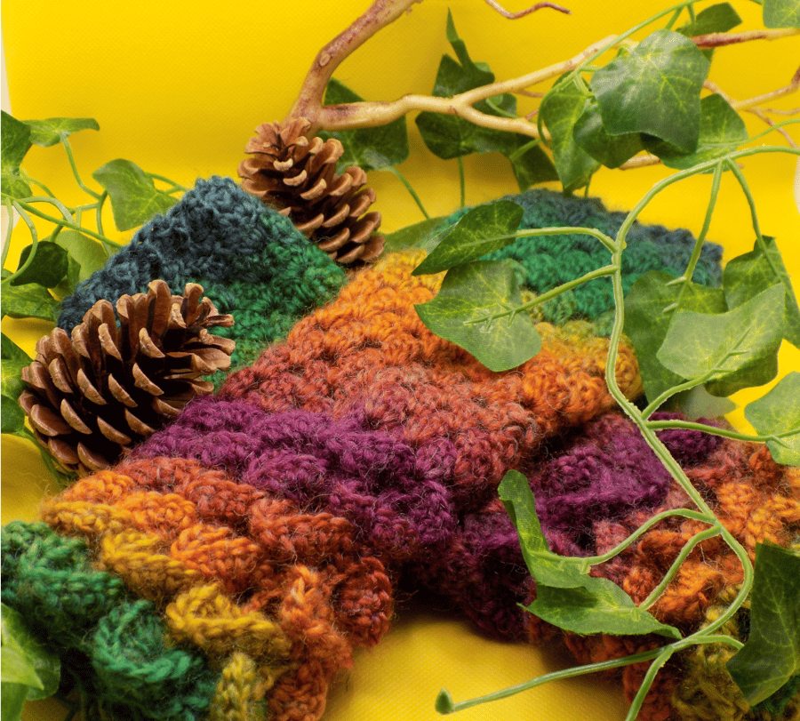 Dragon Scales Fingerless Gloves