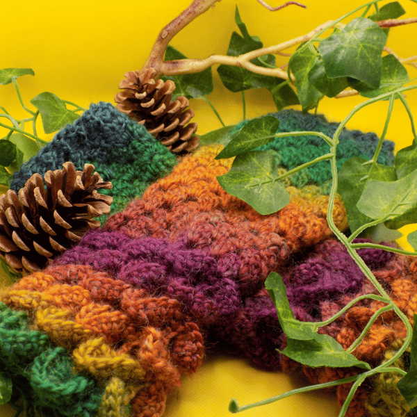 Dragon Scales Fingerless Gloves