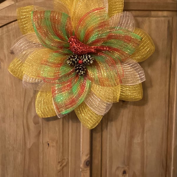 Floral Christmas Wreath from Deco Mash