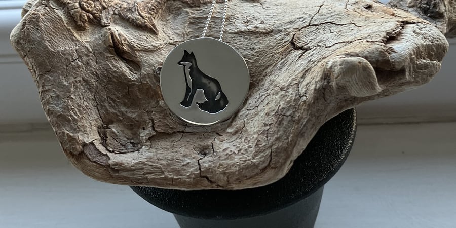 Sterling silver fox necklace