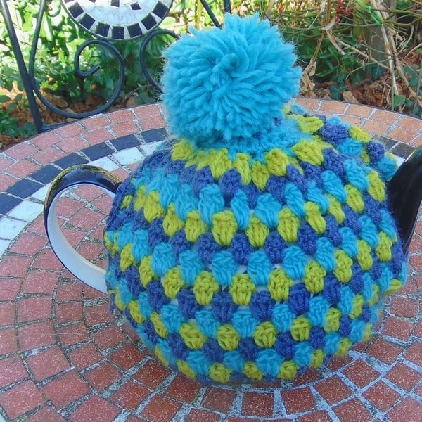 Crochet Retro Tea Cosy