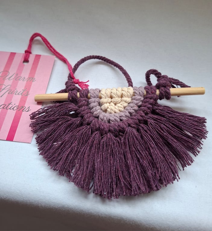 Macrame mini wall hanging