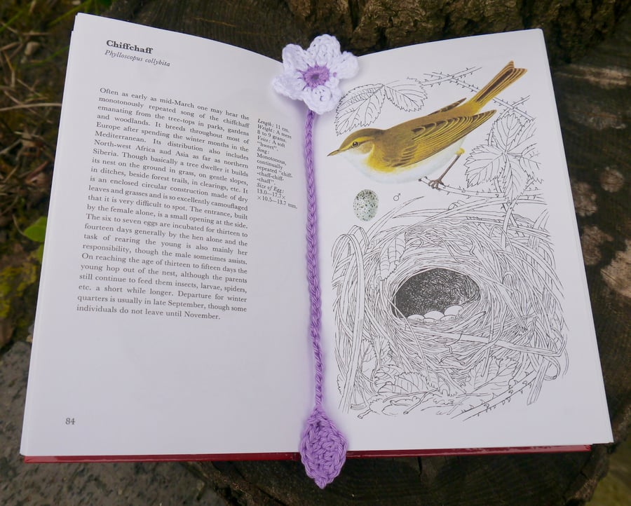 Crochet Flower Bookmark