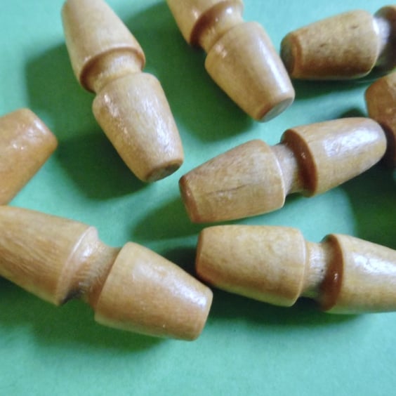 10  Lt Brown Traditional Toggle Duffle  3.5cm Wood Buttons   NO holes