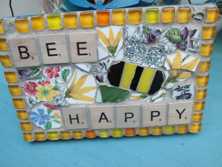 Mosaic sign Bee Happy