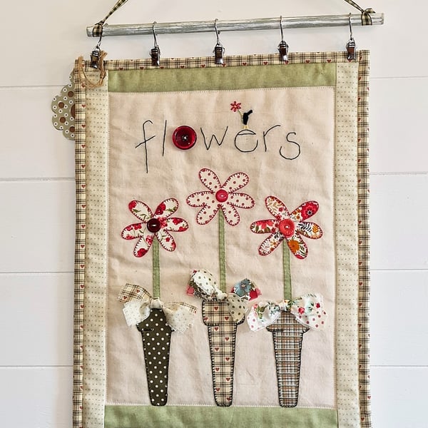 Say It With Flowers Quilted Wall Hanging (Green)