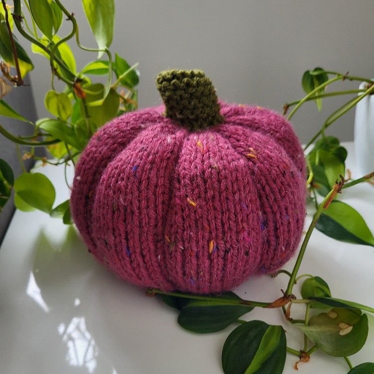 Pumpkin- knitted pumpkin, large, perfect for Halloween, a gift, or decoration