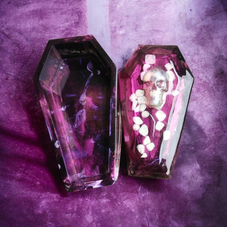 Sarcophagus trinket box (colour changing)