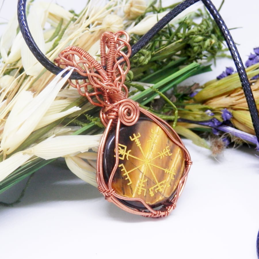 Viking Style Tiger's Eye Vegvisir Necklace