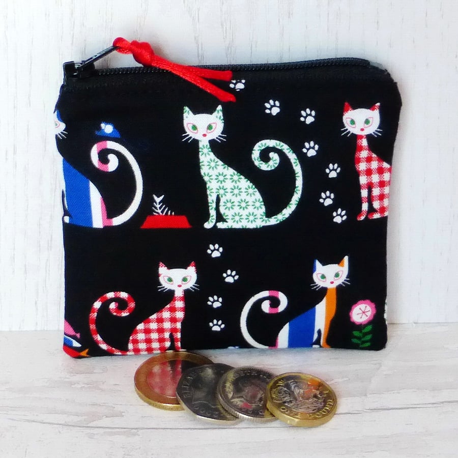 Coin purse, small purse, cats.