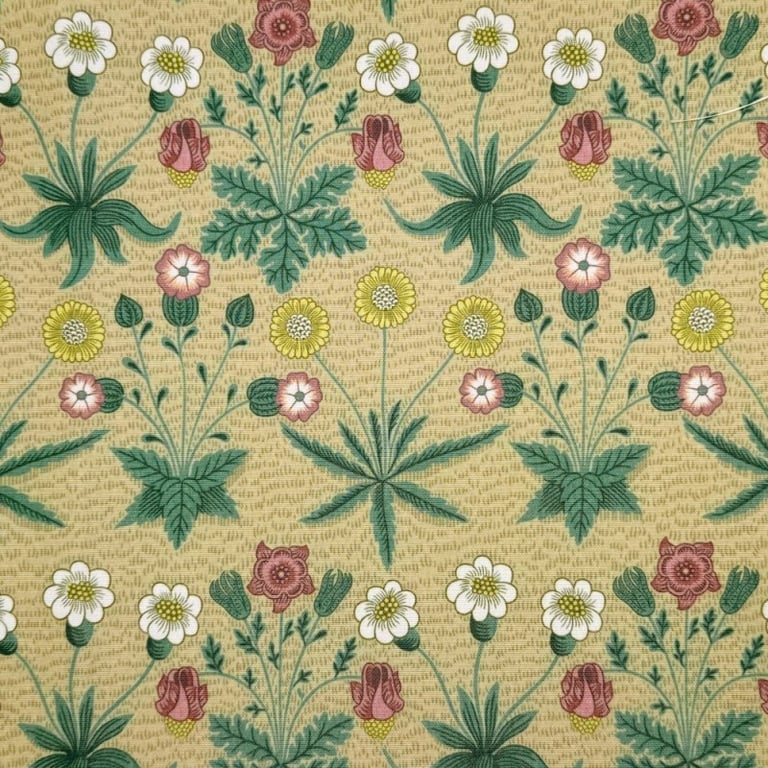  William Morris Water Resistant Coated Tablecloth. ROUND 145cm Daisy Putty