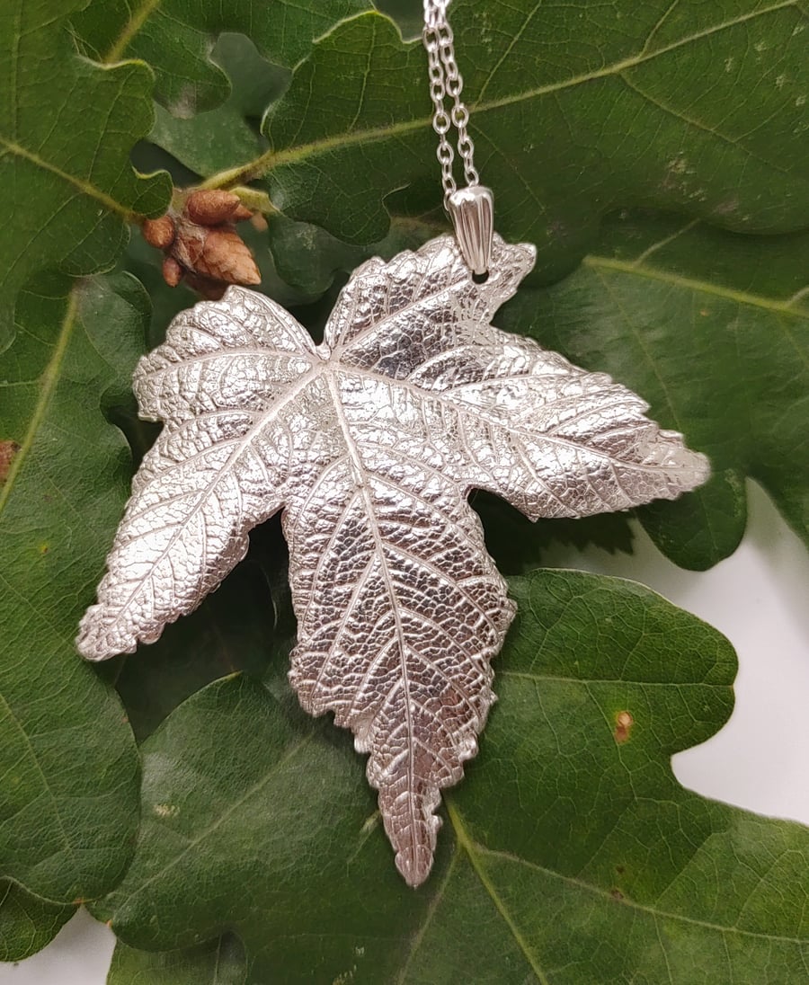 Silver Sycamore Pendant