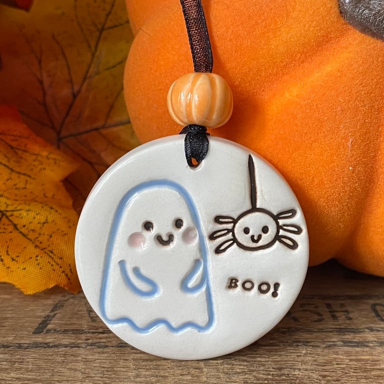 Ceramic cute ghost decoration with pumpkin bead