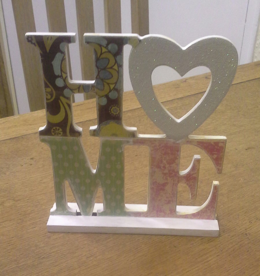 'HOME ' Standing Decoration