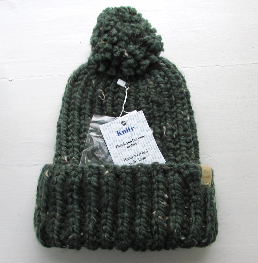 Classic Super chunky ribbed hat in green L size