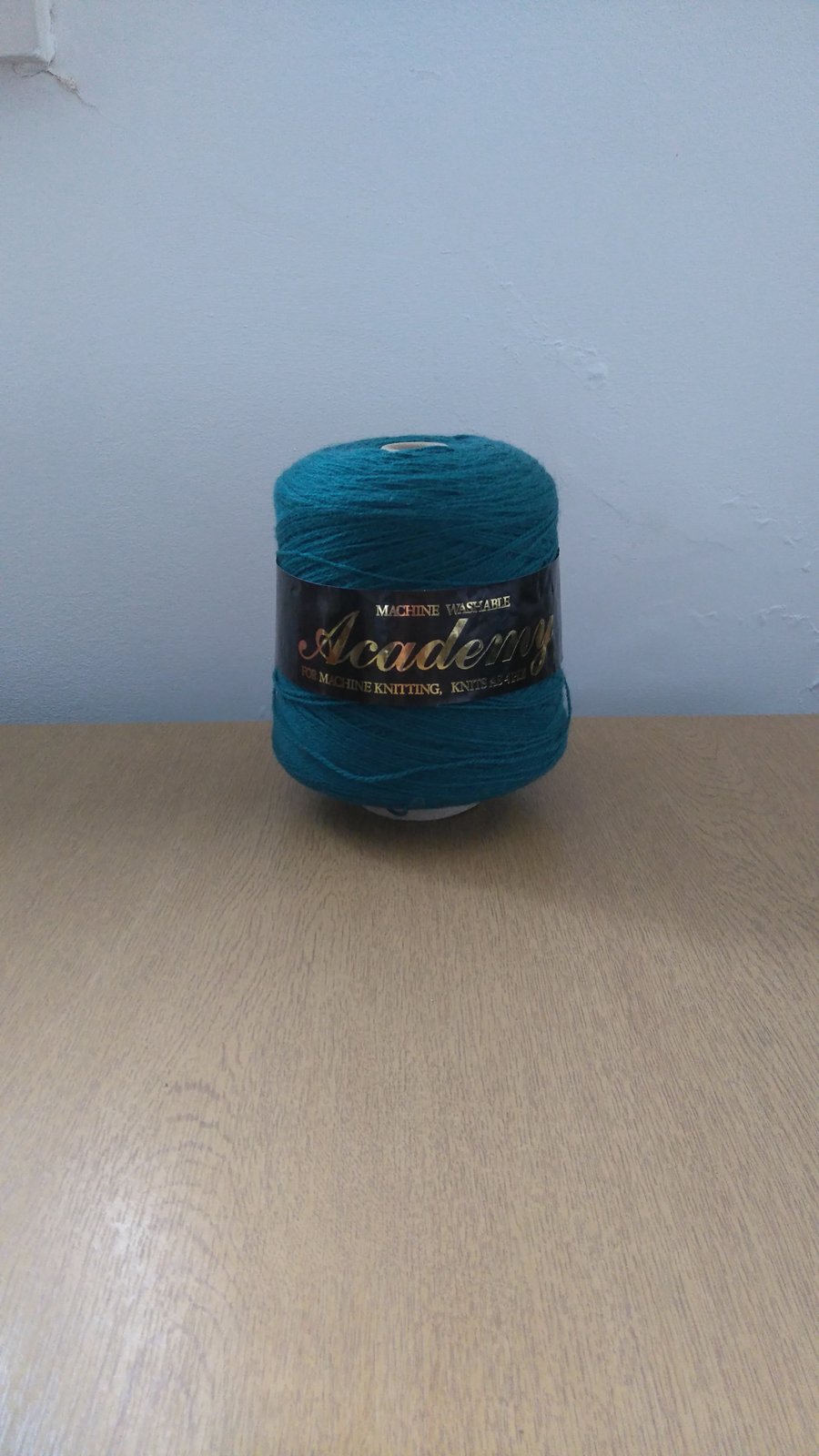 Amber - Machine Knitting Yarn - 4 ply