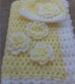 New born baby girl crochet blanket and hat with flowers and pearls - Image 1