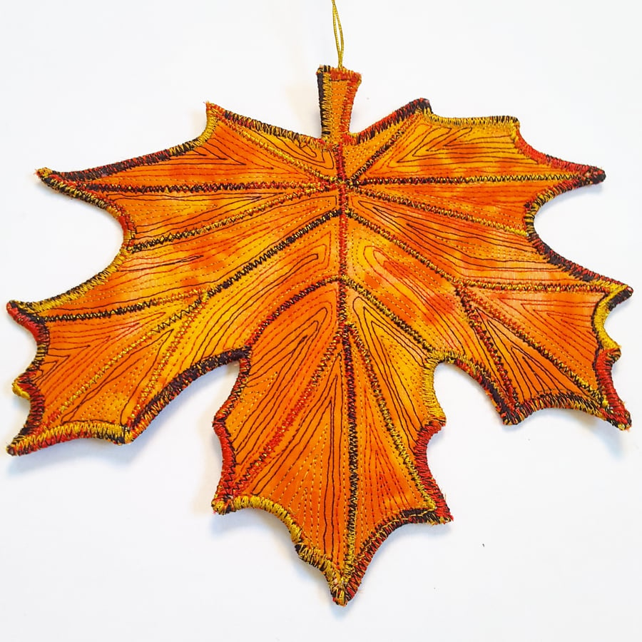Leaf Hanging Decoration 