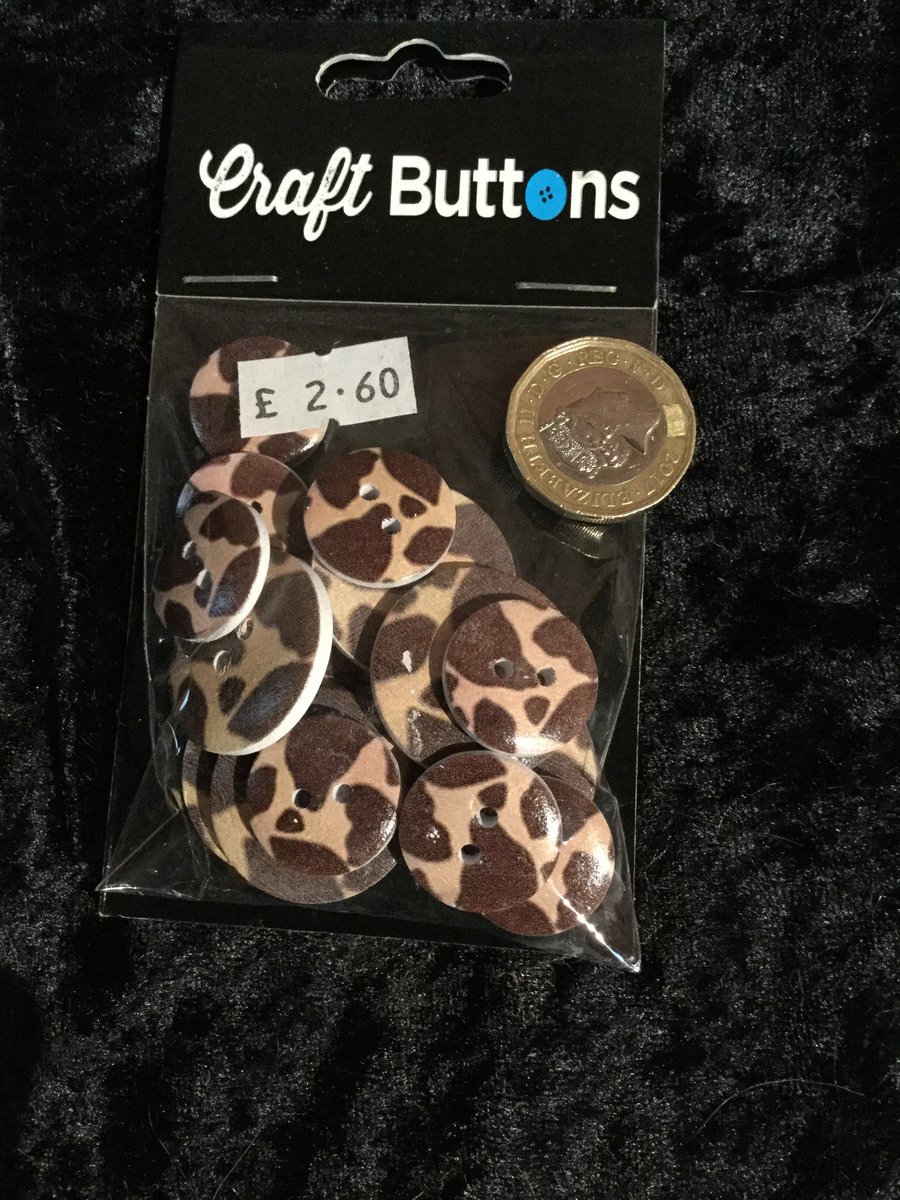 Craft Buttons Giraffe Animal Print (N.35)