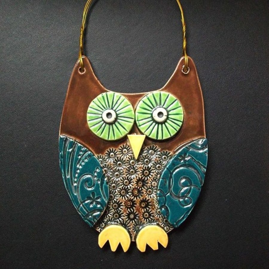 Ceramic owl hanging decoration 
