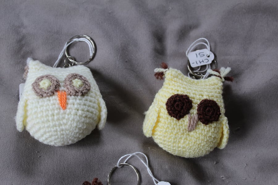 crochet owl keyrings