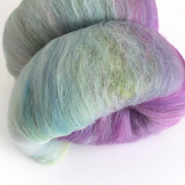 Whitefaced Woodland Hand Dyed Carded Batt 100g WW2